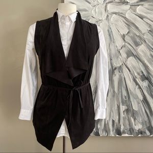 Chic Black Faux Sued Vest
